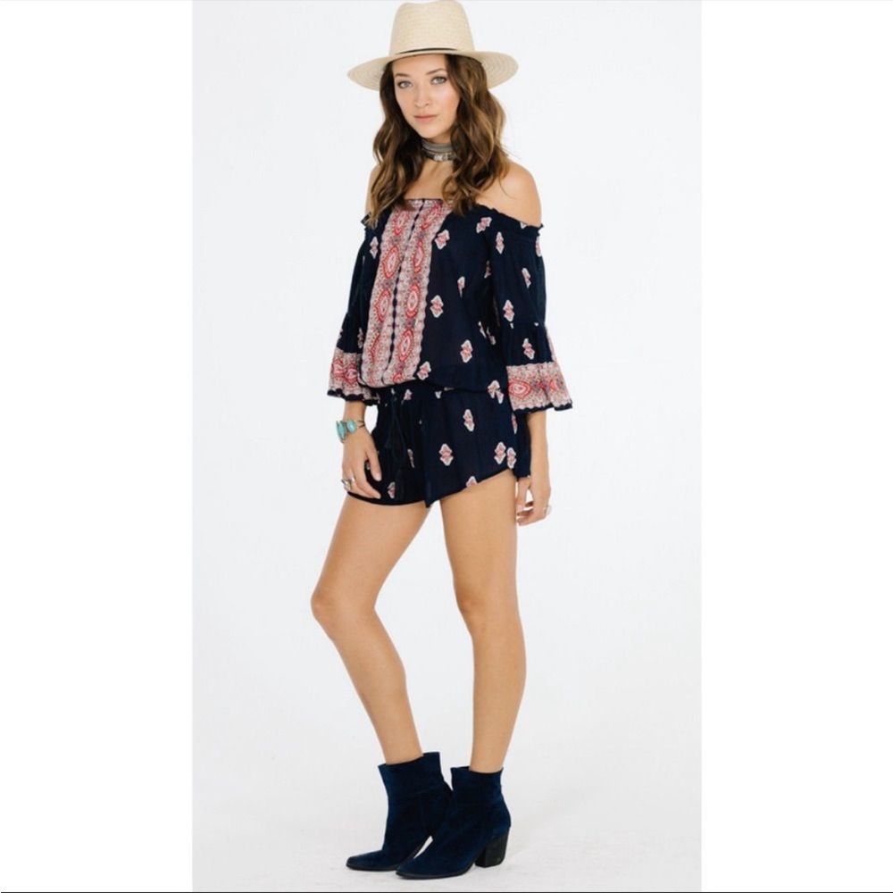 RAGA Endless Love Romper Off the Shoulder Tie Waist Bohemian NWOT Size Medium - Picture 2 of 2